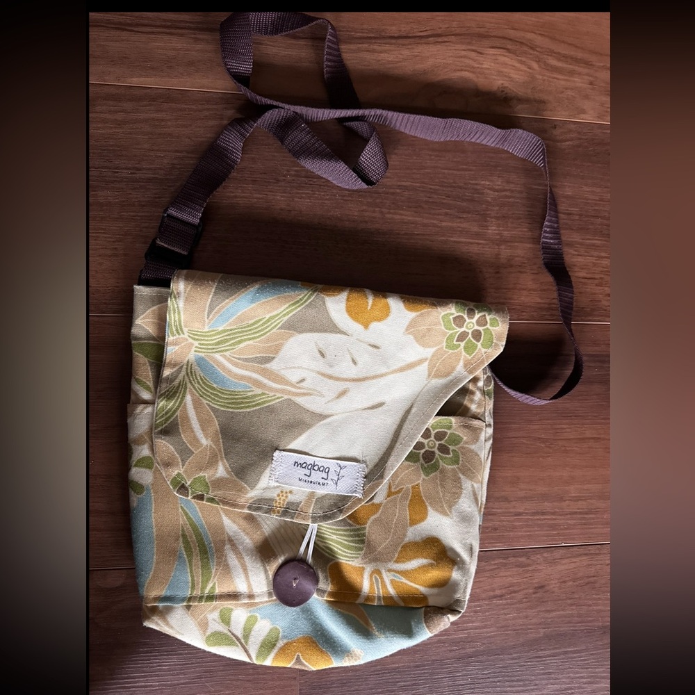 Magbag Missoula MT Floral Canvas Crossbody Messenger Bag Boho Earthy